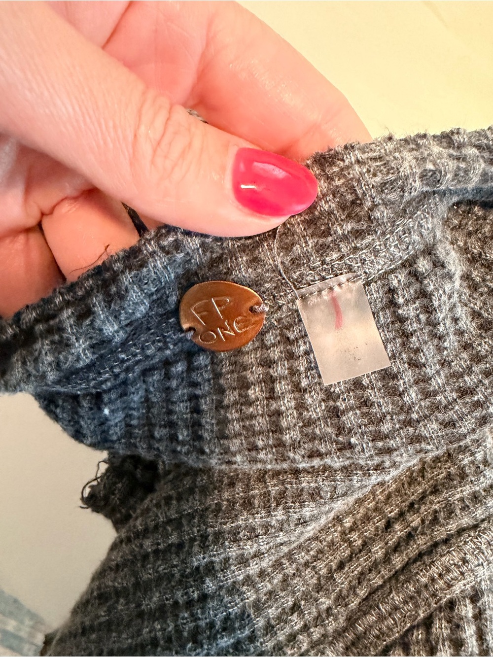 Free people charcoal gray waffle knit raw edge - Picture 6 of 7
